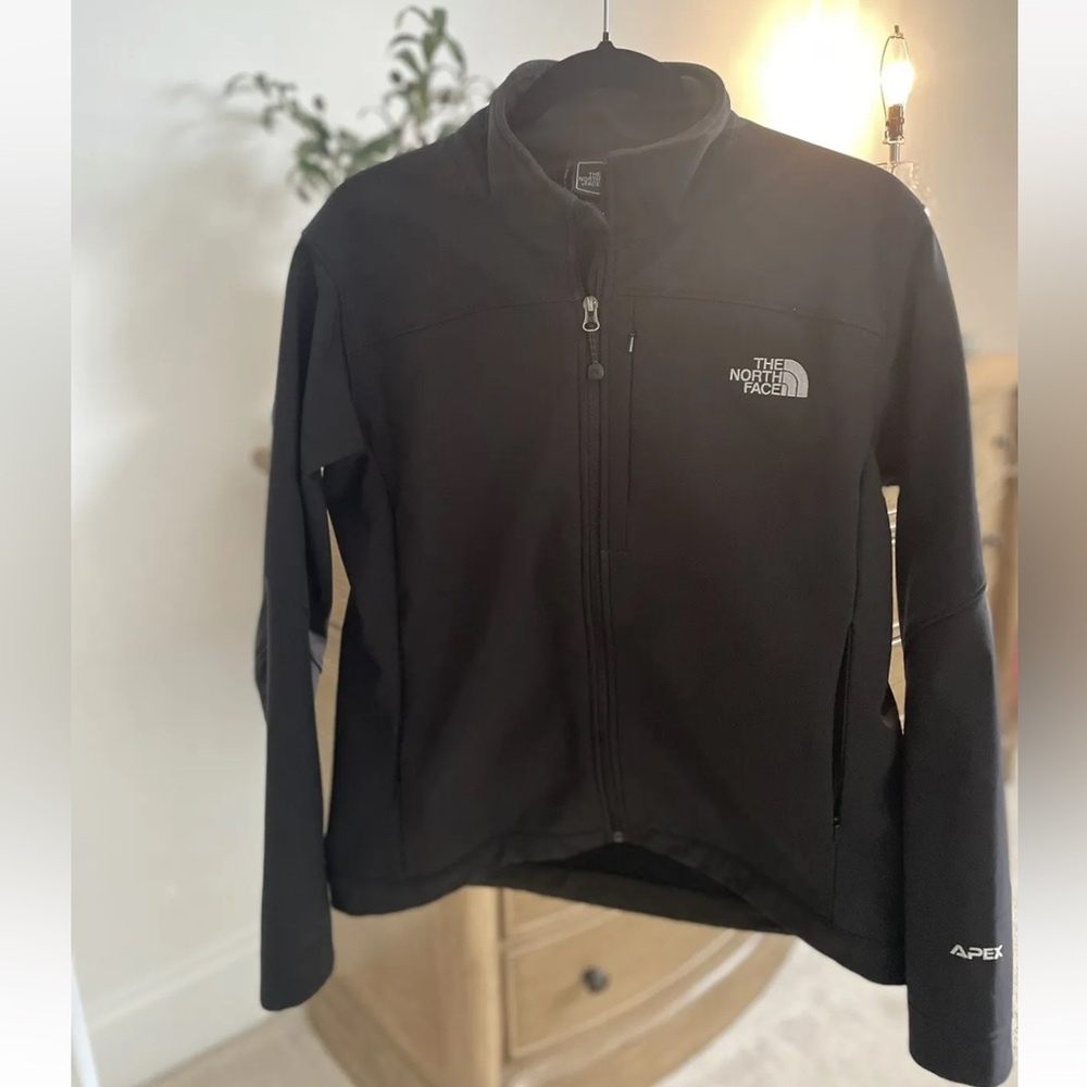 Women’s The Northface Apex Black coat large